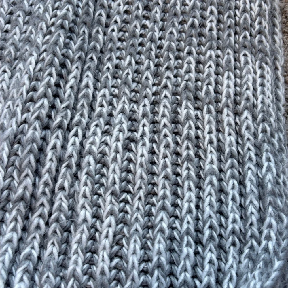 Grey & White Knitted Scarf